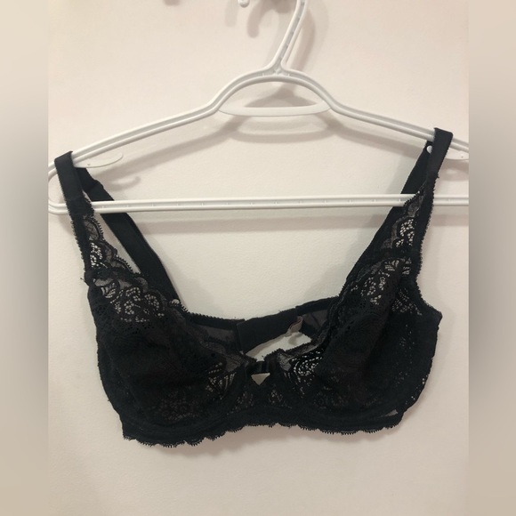 Triumph Black Lace Bra 32D - Picture 1 of 4
